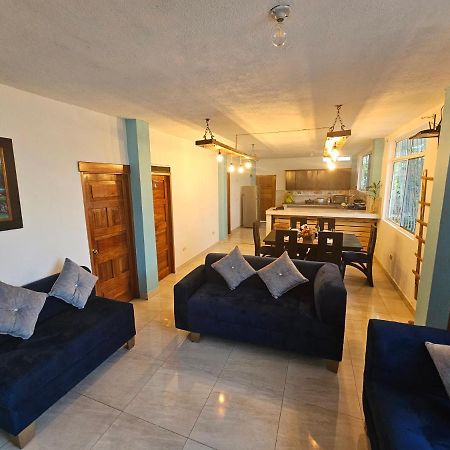 Lovely Inn San Cristóbal Екстериор снимка