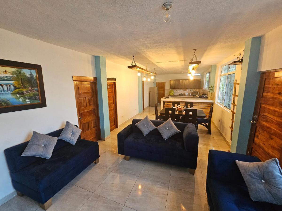 Lovely Inn San Cristóbal Екстериор снимка