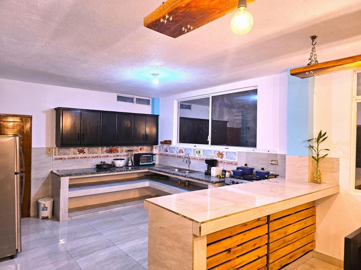 Lovely Inn San Cristóbal Екстериор снимка